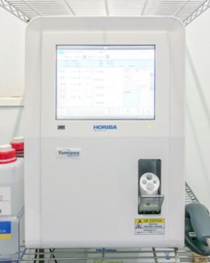 HORIBA　自動血球計数CRP測定装置